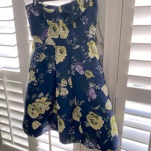 Strapless floral cocktail dress - Size 2
